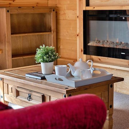Finest Retreats - Garden Lodge كرافن آرمز المظهر الخارجي الصورة